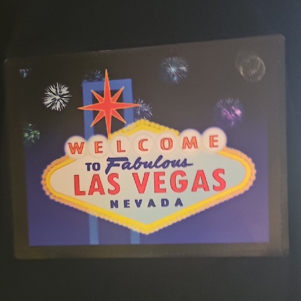 Source Unknown Black Las Vegas Graphic Tee - Picture 4 of 5